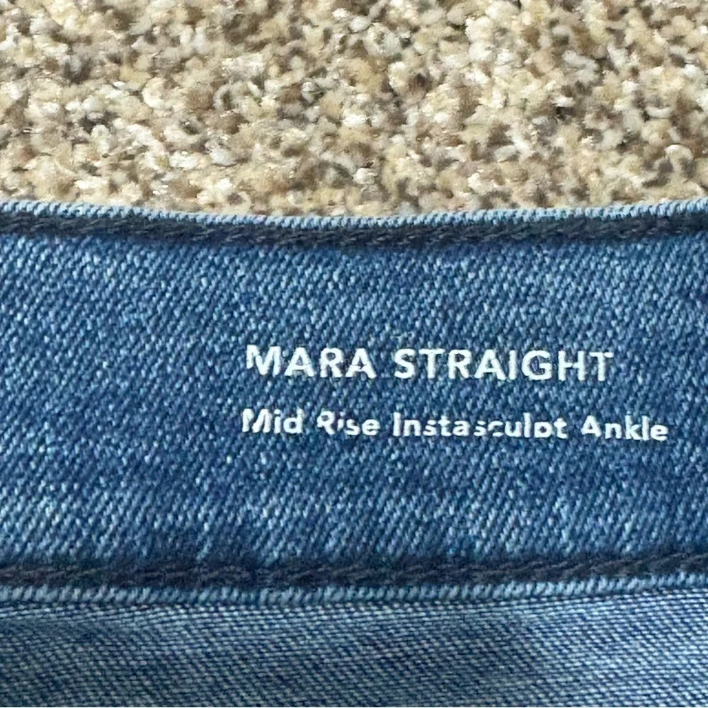 DL1961 Classic Blue Straight Leg Jeans - Picture 8 of 13